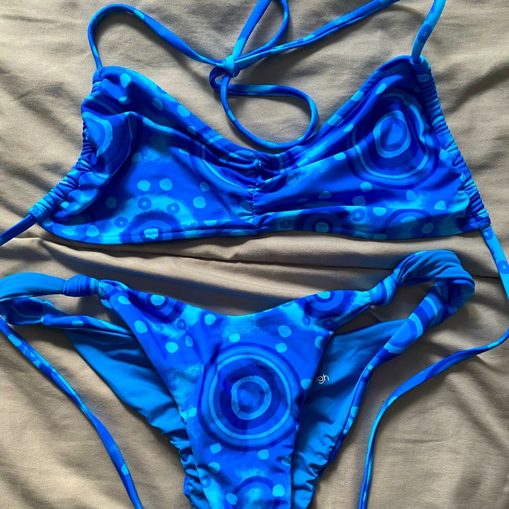 Blackbough Mykonos print bikini